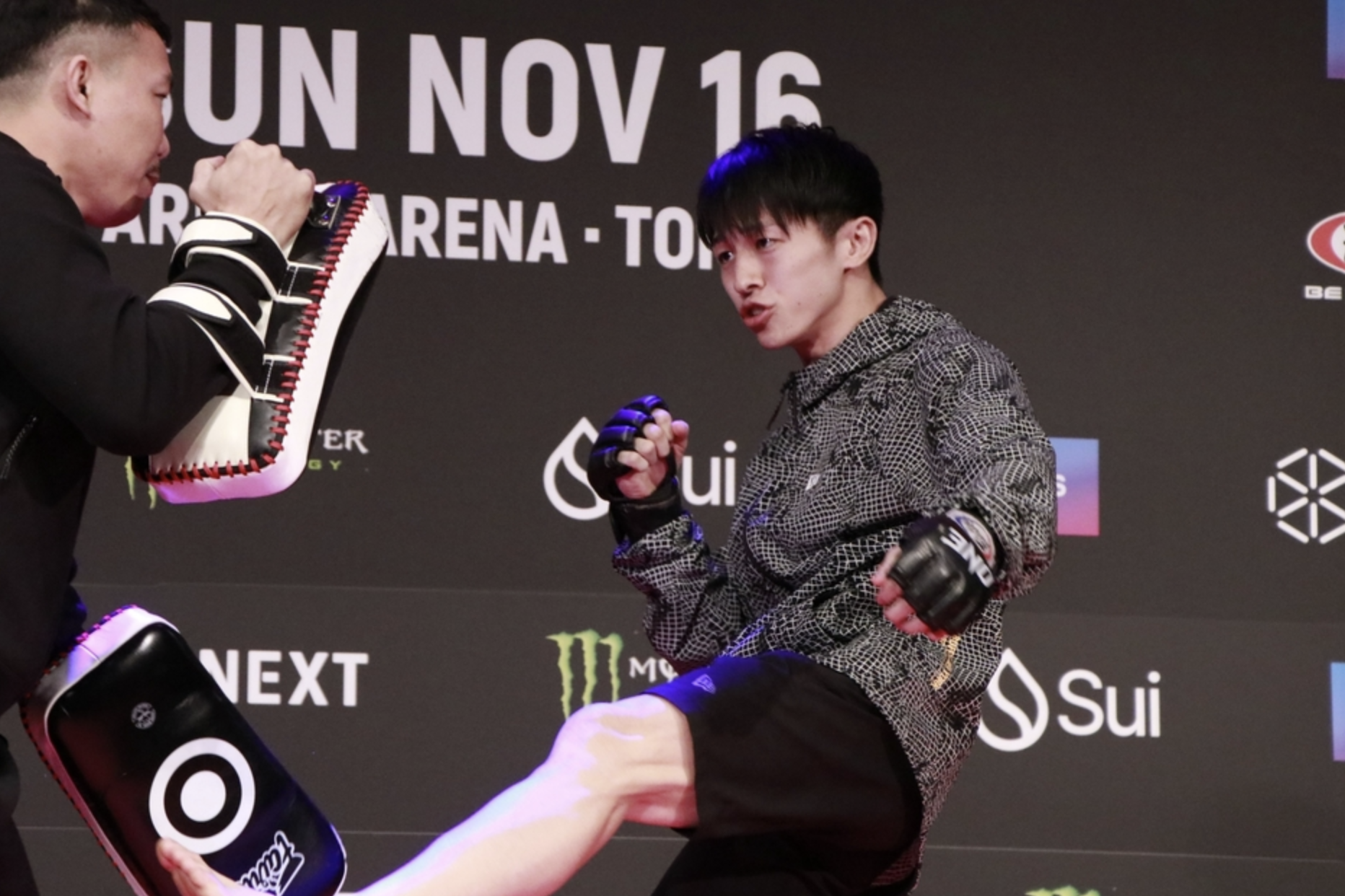 【ONE】吉成名高、日本人初のONEムエタイ世界王者へケージ対策も万全「ケージならではの技術もいろいろ身に着けられた」「いろいろな武器を用意してきた」